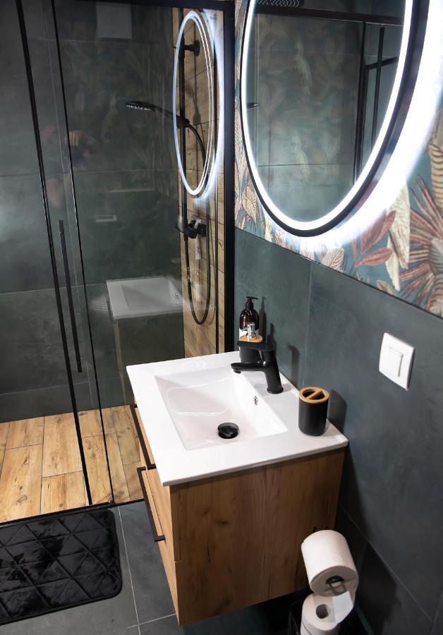 דירות גדינייה Luxus Apartament Bella מראה חיצוני תמונה