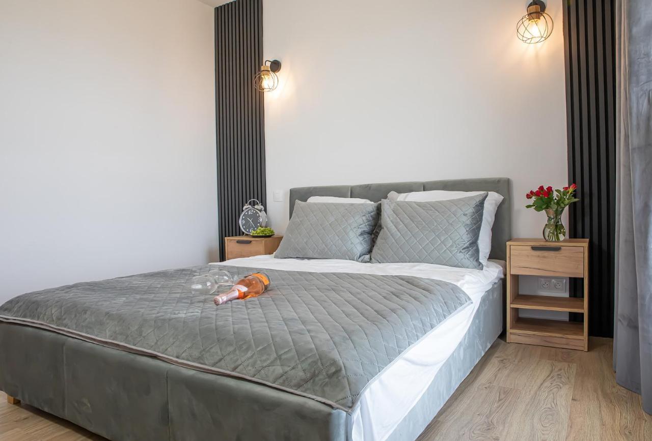 דירות גדינייה Luxus Apartament Bella מראה חיצוני תמונה